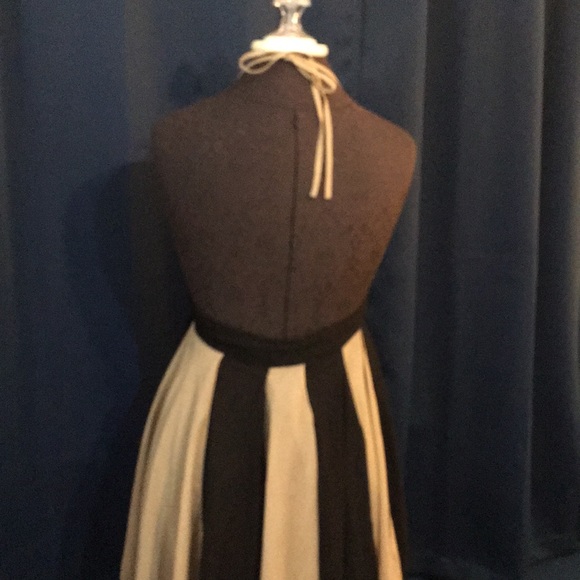 Great flowing dress - Picture 4 of 16